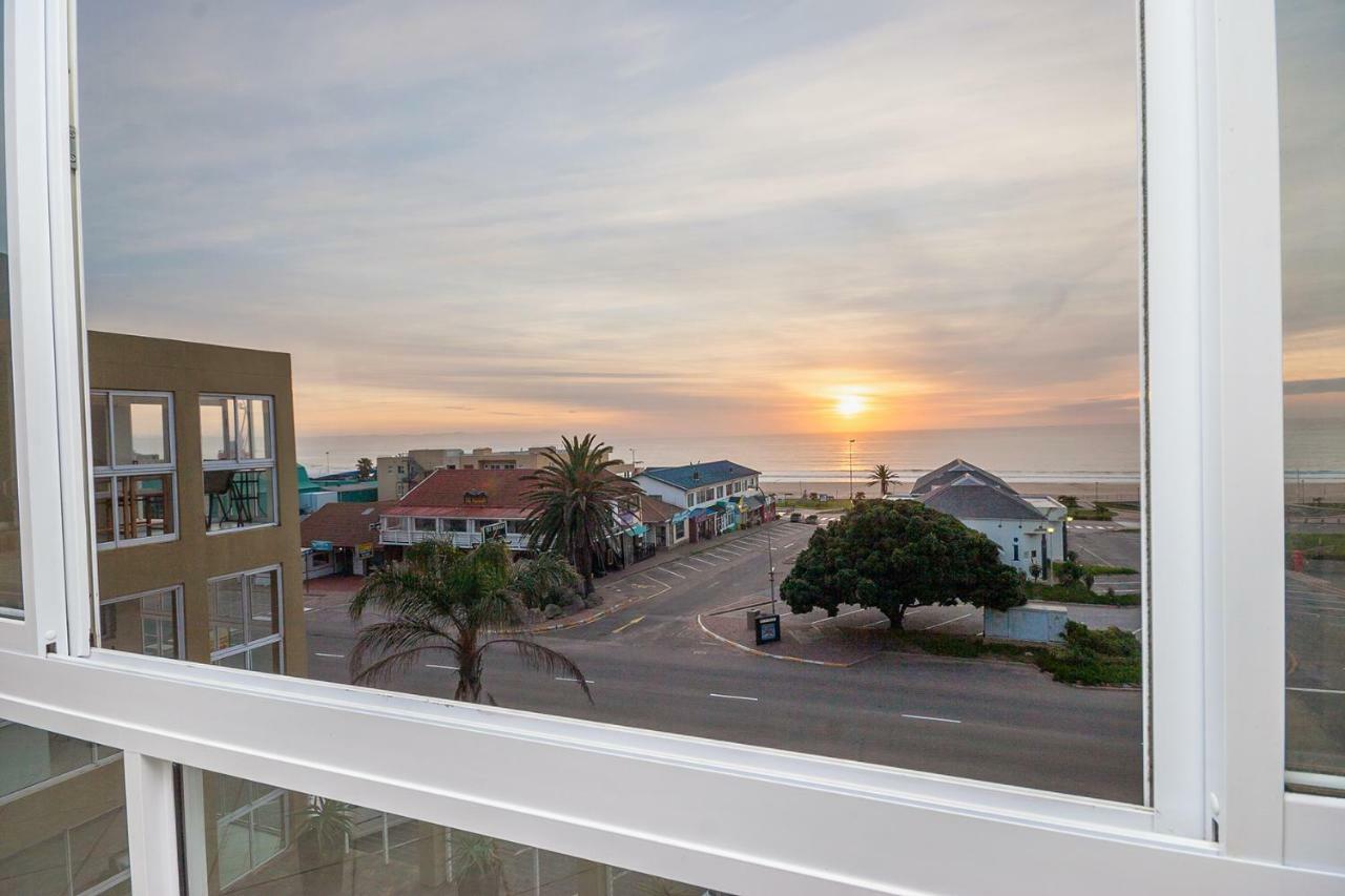 Main Beach Penthouse Джефрис-Бей Экстерьер фото